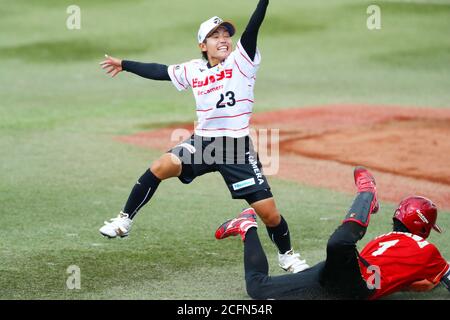 Kanagawa, Japan. 6th Sep, 2020. Urara Fujimoto (Bee Queen) Softball : 53rd Japan Women's Softball League match between Toyota Red Terriers 10-1 Bic Camera Bee Queen at Yamato Stadium in Kanagawa, Japan . Credit: Naoki Nishimura/AFLO SPORT/Alamy Live News Stock Photo