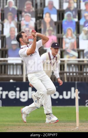 Worcester, UK. 07th Sep, 2020. WORCESTER, ENGLAND. SEPTEMBER 07 2020: Lewis Gregory of Somerset bowling during day two of the County Championship, Bob Willis Trophy match between, Worcestershire and Somerset at New Road, Worcester, England on September 7 2020. (Photo by Mitchell Gunn/ESPA-Images) Credit: European Sports Photo Agency/Alamy Live News Stock Photo