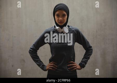 Woman exercising outdoors in the city Stock Photo