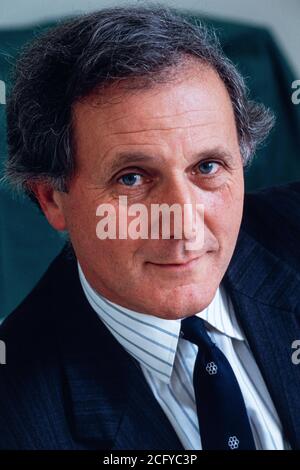 Professor Bruce Ponder at the Royal Marsden Hospital in London.. 26 March 1993. Photo: Neil Turner Stock Photo