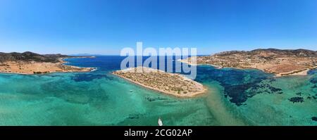 Greece, Cyclades, Paros, Antiparos island, Agios Gorgios, Nisida Tsimintiri islet (aerial view) Stock Photo