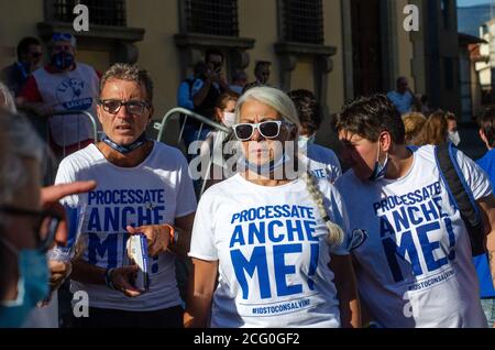 Pistoia, Tuscany, Italy. 08th Sep, 2020. Matteo Salvini meeting and greeting people after regional rally campaign supporting Susanna Ceccardi in Pistoia, Tuscany, Italy 8th Sep 2020 Credit: Jakobusvide/Alamy Live News Stock Photo