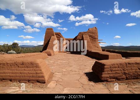 Small church  remains that was built in 1717 to replace a larger one destroyed in an earlier revolt. Pueblo and Mission Ruins Trail at Pecos National Stock Photo