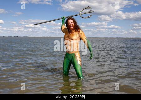 Wilhelmshaven, Germany. 08th Sep, 2020. GEEK ART - Bodypainting and Transformaking: Aquaman photoshooting with Grave Artist at the Jade Bay in Wilhelmshaven on September 08, 2020 - A project by the photographer Tschiponnique Skupin and the bodypainter Enrico Lein | usage worldwide Credit: dpa/Alamy Live News Stock Photo