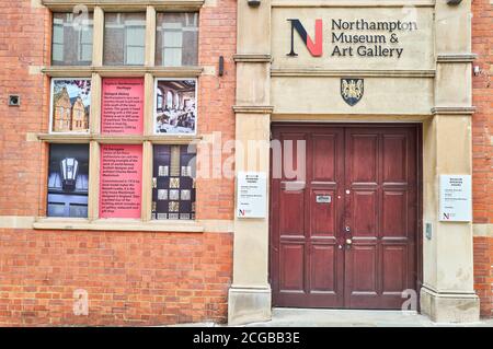 Northampton Museum + Art Gallery on Guildhall Road in the cultural quarter of Northampton, England, closed due to the coronavirus crisis, August 2020. Stock Photo