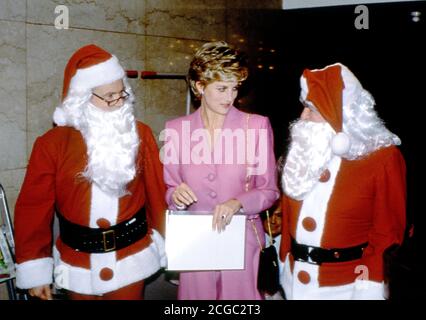 Author and former minister Jeffrey Archer - HRH Diana Princess of Wales, Princess Diana and Denis Healey deputy leader of the Labour Party at the Chil Stock Photo