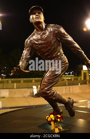 Famous Roberto Clemente Pittsburgh Pirates star player in Pittsburgh PA  latin hero Stock Photo - Alamy