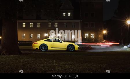 Porsche 911 991 outside a chateau Stock Photo
