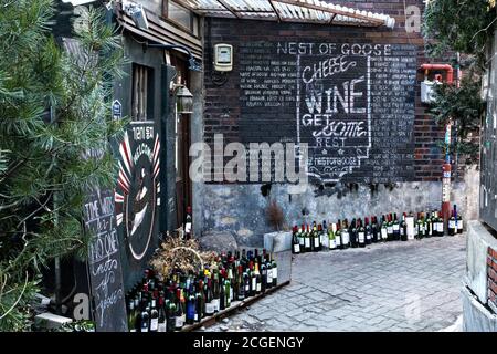 A trendy wine bar inside a traditional Korean Hanock style house in the hip Ikseon-dong neighborhood in Seoul, Korea. Stock Photo