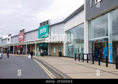 Robin retail park, pets at home, TK Maxx and M*S food hall Stock Photo