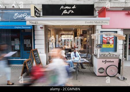 A Reitmans clothing store in Edmonton, Alberta, Canada Stock Photo - Alamy