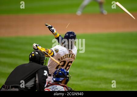 Milwaukee, WI, USA. 11th Sep, 2020. Milwaukee Brewers Ryan Braun #8 flips  his bat after hitting a walk off sacrifice fly to right field in the 9th  inning scoring Christian Yelich in