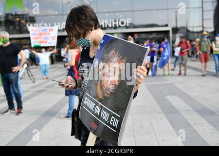 Vienna, Austria. 12th Sep, 2020. Demonstration for a human asylum policy. Moria is in ashes - evacuate the camp now! Credit: Franz Perc / Alamy Live News Stock Photo