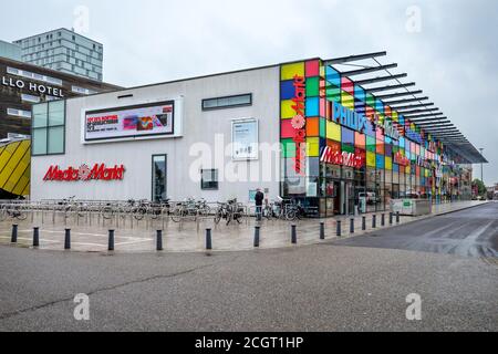 History of MEDIA MARKT Media Markt is a German chain of stores