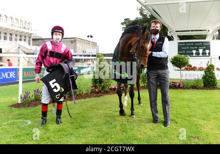 Colin Keane and Safe Voyage with groom Sean Grassick after