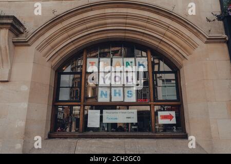 Oxford, UK - August 04, 2020: Thank You NHS and rainbow signs in the window of an HSBC bank branch in Oxford, UK, in support during Coronavirus pandem Stock Photo