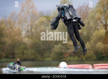 EMBARGOED TO 0001 THURSDAY NOVEMBER 9 EDITORIAL USE ONLY Richard Browning, founder and pilot at Gravity Industries Ltd, sets the Guinness World Record for 'the fastest speed in a body-controlled jet engine power suit', at Lagoona Park in Reading, in celebration of Guinness World Records Day 2017. Stock Photo