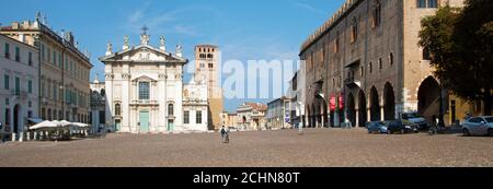 Saint Peter's cathedral and Ducal Palace in Mantua, Italy Stock Photo