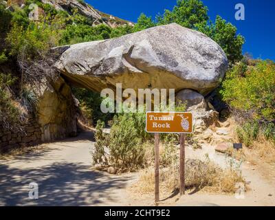 Tunnel Rock in Sequoia National Park in U.S. California Stock Photo