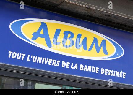 Bordeaux , Aquitaine / France - 06 14 2020 : Album logo sign comic shop for bookstore whole world of comics Stock Photo