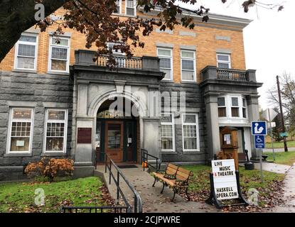 Haskell Free Library and Opera House from Stanstead view side, on Derby ...