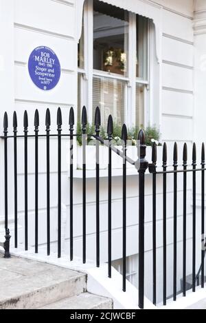 Bob Marley, singer and songwriter lived here in 1997, English Heritage  Blue plaque Stock Photo