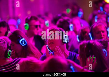 Festival goers dance at the silent disco stage during Open'er music Festival  in Gdynia, Poland June 28, 2017. Picture taken June 28, 2017. REUTERS/Matej  Leskovsek Stock Photo - Alamy