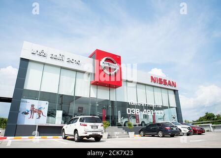 Laemchabang-Chonburi, Thailand - May 09, 2020. Official dealership showroom for Car and SUV of Nissan against the blue sky at Chonburi - Thailand,  Ni Stock Photo