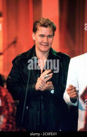 Irischer Sänger und Komponist Johnny Logan aka Seán Patrick Michael Sherrard O’Hagan, 1999. Irish singer and composer Johnny Logan aka Seán Patrick Michael Sherrard O'Hagan, 1999. Stock Photo