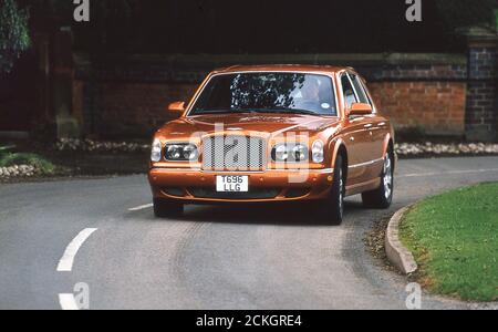 Driving a 1999 Bentley Mulsanne Turbo Red label Stock Photo