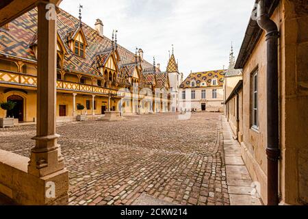 Inner courtyard of the Hotel-Dieu, Hospices de Beaune, France Stock Photo