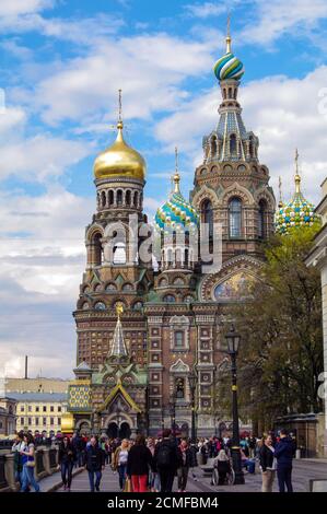 SAINT PETERSBURG, RUSSIA - MAI 10, 2014: walking people in front of church the Savior on Spilled Blood Stock Photo