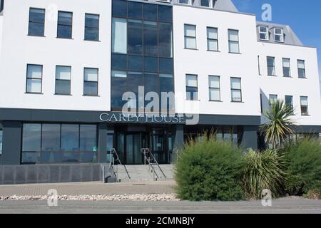 Channel Islands. Guernsey. St Peter Port. St George's Esplanade. Admiral Park. Carey House. Stock Photo