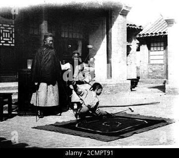 Jongleurs chinois à Pékin (2). Stock Photo