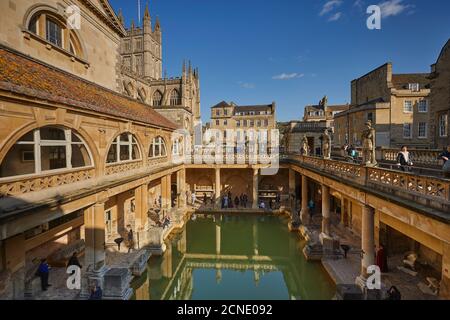 The main pool at the Roman Baths, with Bath Abbey behind, in Bath, UNESCO World Heritage Site, Somerset, England, United Kingdom, Europe