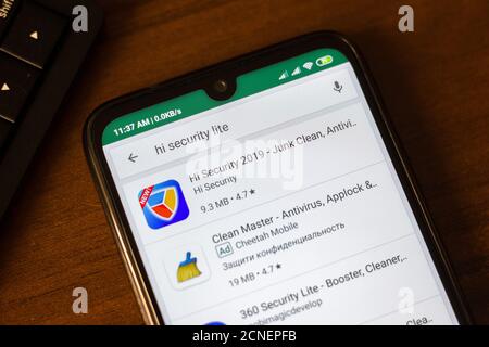 Ivanovsk, Russia - June 26, 2019: The Sims FreePlay app on the display of  smartphone or tablet Stock Photo - Alamy