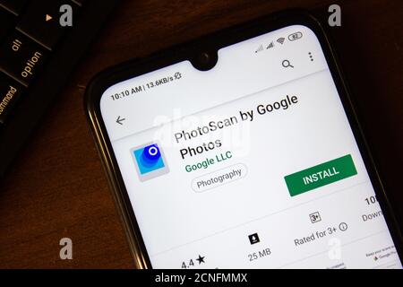 Ivanovsk, Russia - July 07, 2019: PhotoScan by Google Photos app on the display of smartphone or tablet Stock Photo