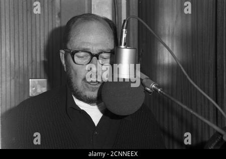 Johnny Mercer, Pye Studios, London, 1974. Stock Photo