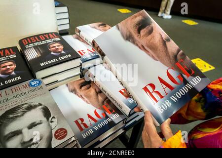 Copies of Bob Woodward’s book “Rage” in a Barnes & Noble bookstore on Wednesday, September 16, 2020. The book chronicle Pres. Donald Trump and his administration’s mishandling of the coronavirus pandemic.  (© Richard B. Levine) Stock Photo