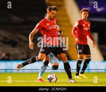 Coventry, UK. 18th September 2020; St Andrews Stadium, Coventry, West Midlands, England; English Championship Football, Coventry City versus Queens Park Rangers; Geoff Cameron of Queens Park Rangers lays the ball off in midfield Credit: Action Plus Sports Images/Alamy Live News Stock Photo