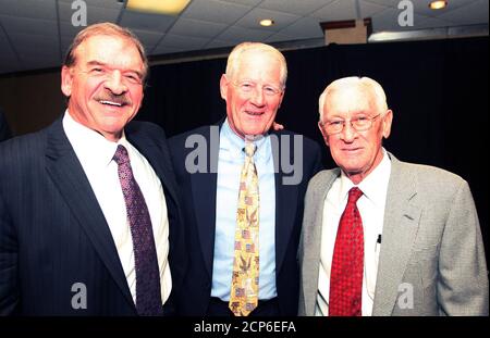 St. Louis, United States. 18th Sep, 2020. Former St. Louis Football Cardinals defensive back and member of the National Football Hall of Fame Larry Wilson (R) shown in this November 2009 file photo, with fellow teammates Dan Dierdorf (L) and Jackie Smith, has died at the age of 82 at his home in Scottsdale, Arizona. Wilson being treated for cancer, died on September 17, 2020 according to a news release from the Arizona Cardinals. File Photo by Bill Greenblatt/UPI Credit: UPI/Alamy Live News Stock Photo