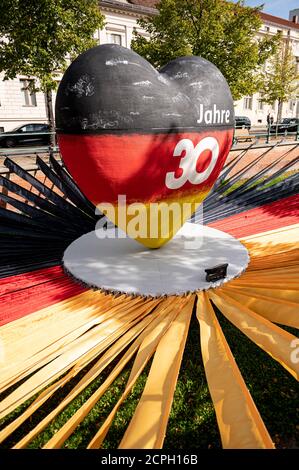 Potsdam, Germany. 19th Sep, 2020. A heart in the colours of the German flag with the inscription '30 years' stands at the 'Einheits-Expo' on the day of German Unity. Credit: Fabian Sommer/dpa/Alamy Live News Stock Photo