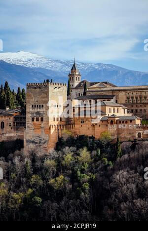 Alhambra Moorish City Castle, Nasrid Palaces, Charles V Palace, snow-covered Sierra Nevada in the back, Granada, Andalusia, Spain