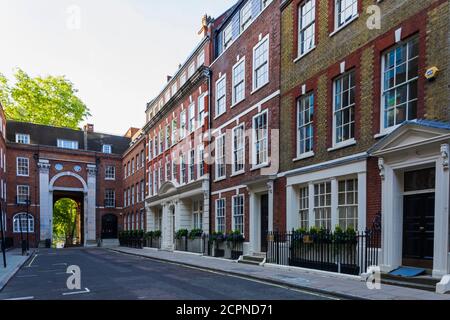 England, London, City of London, The Strand, Essex Street and Essex Water Gate Stock Photo