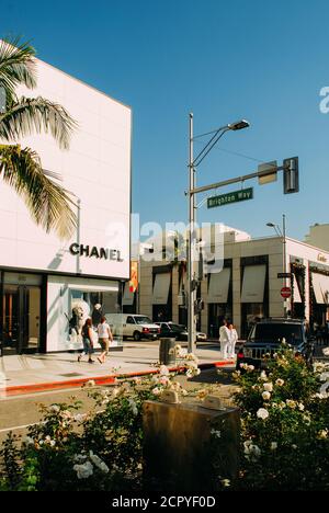 USA, California, Los Angeles, boutiques on famous Rodeo Drive, Chanel and  Cartier boutique Stock Photo - Alamy