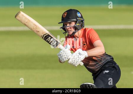 London, UK. 19 September, 2020. Emily Windsor batting as the South East Stars take on the Southern Vipers in the Rachael Heyhoe Flint Trophy cricket match at the Kia Oval. The match was played in an empty stadium due to Covid-19 restrictions. David Rowe/Alamy Live News