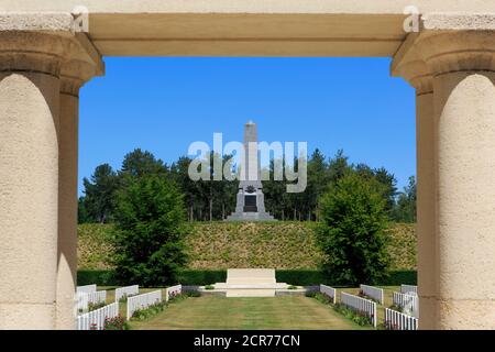 The 5th Australian Division Memorial at the Buttes New British Cemetery as seen from the New Zealand Memorial in Zonnebeke, Belgium Stock Photo