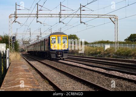 A Class 319 electric multiple unit approaching Chelford, Cheshire Stock Photo