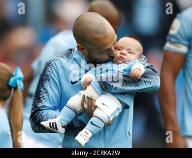 Manchester City S David Silva With Son Mateo Before Kick Off During The Premier League Match At The Etihad Stadium Manchester Stock Photo Alamy