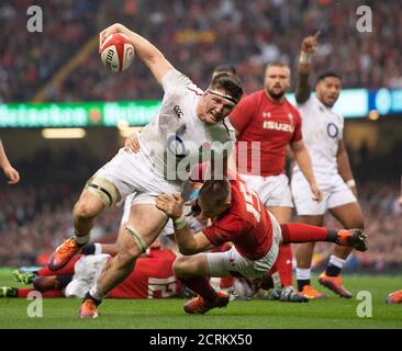 England's Tom Curry. Wales v England.  Six Nations Championship.    PHOTO CREDIT :  © MARK PAIN / ALAMY STOCK PHOTO Stock Photo